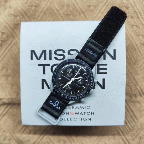 Swatch x Omega MoonSwatch Mission Moon (New Unworn | Full Set) - Picture 3 of 6